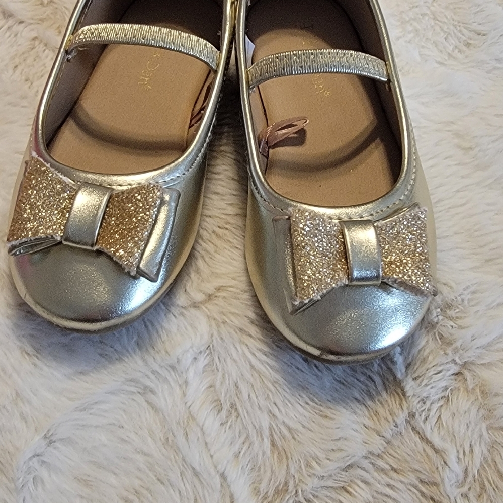 Shoes - Picture 7 of 10